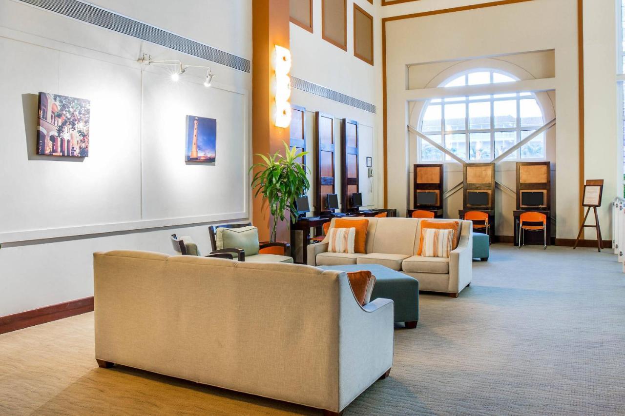 Bluegreen Vacations La Cabana Resort, An Ascend Collection Palm Beach Eksteriør billede