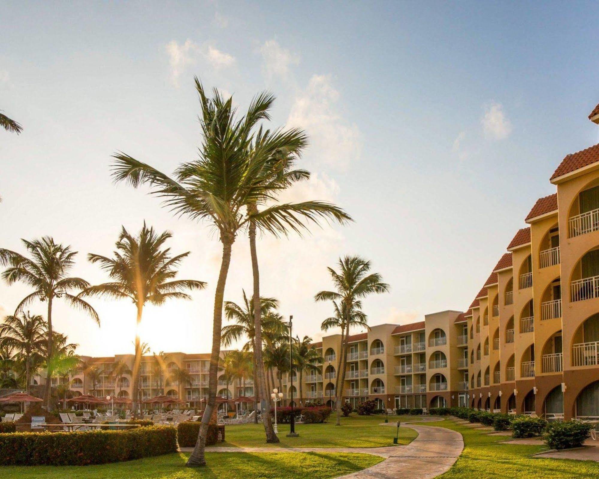 Bluegreen Vacations La Cabana Resort, An Ascend Collection Palm Beach Eksteriør billede