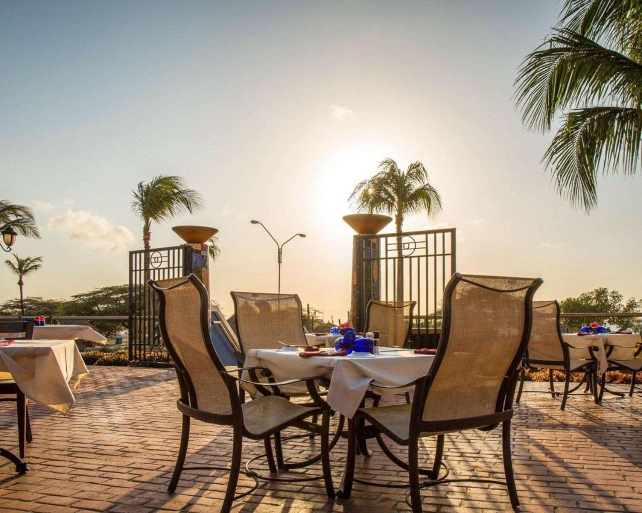 Bluegreen Vacations La Cabana Resort, An Ascend Collection Palm Beach Eksteriør billede